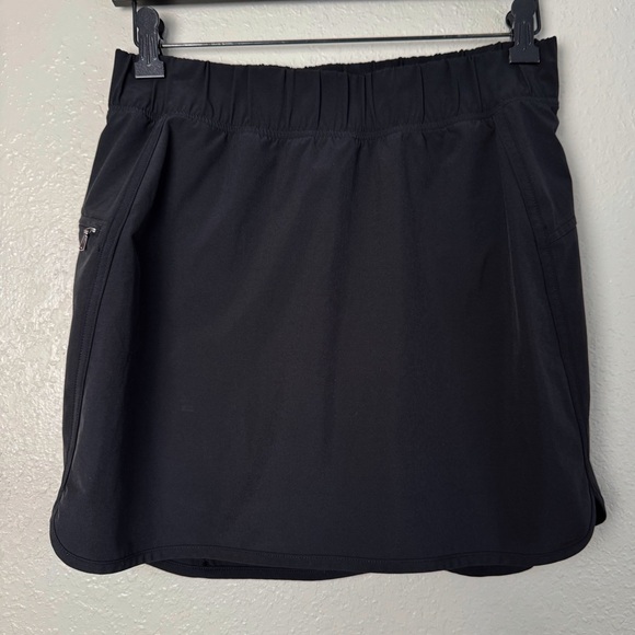 CALIA by Carrie Underwood Pants - Calia Carrie Underwood black skort skirt biker shorts S